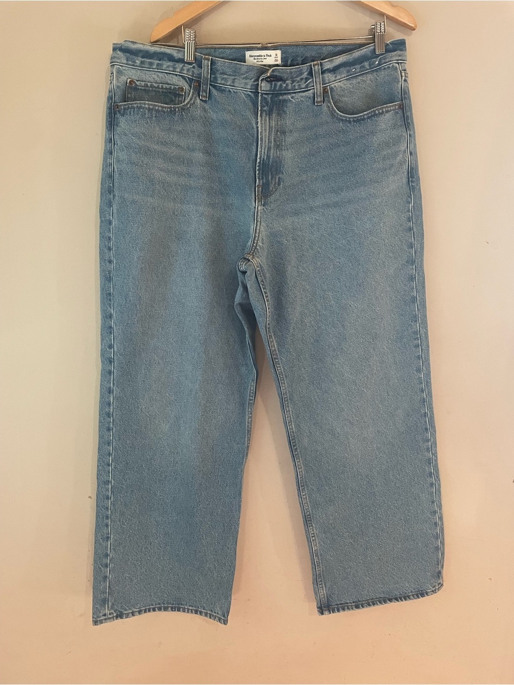 ✨ Abercrombie & Fitch | The Slouchy Jean